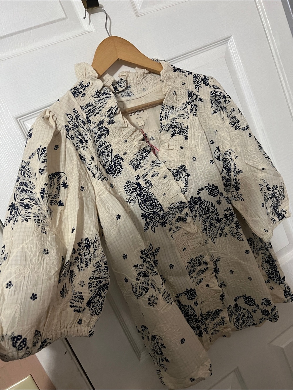 NWT Umgee Blouse Large Navy Dsesign - Picture 7 of 16